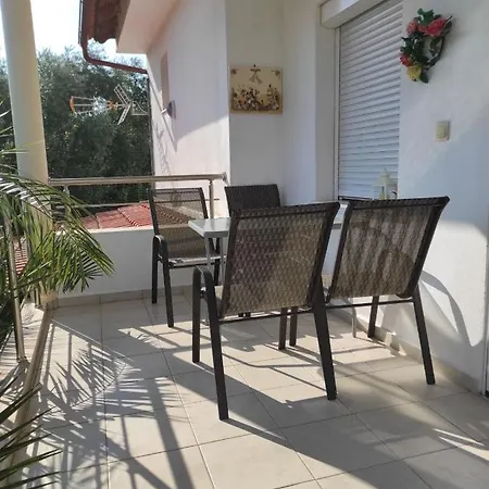 Elena's * Σκάλα Ραχωνίου